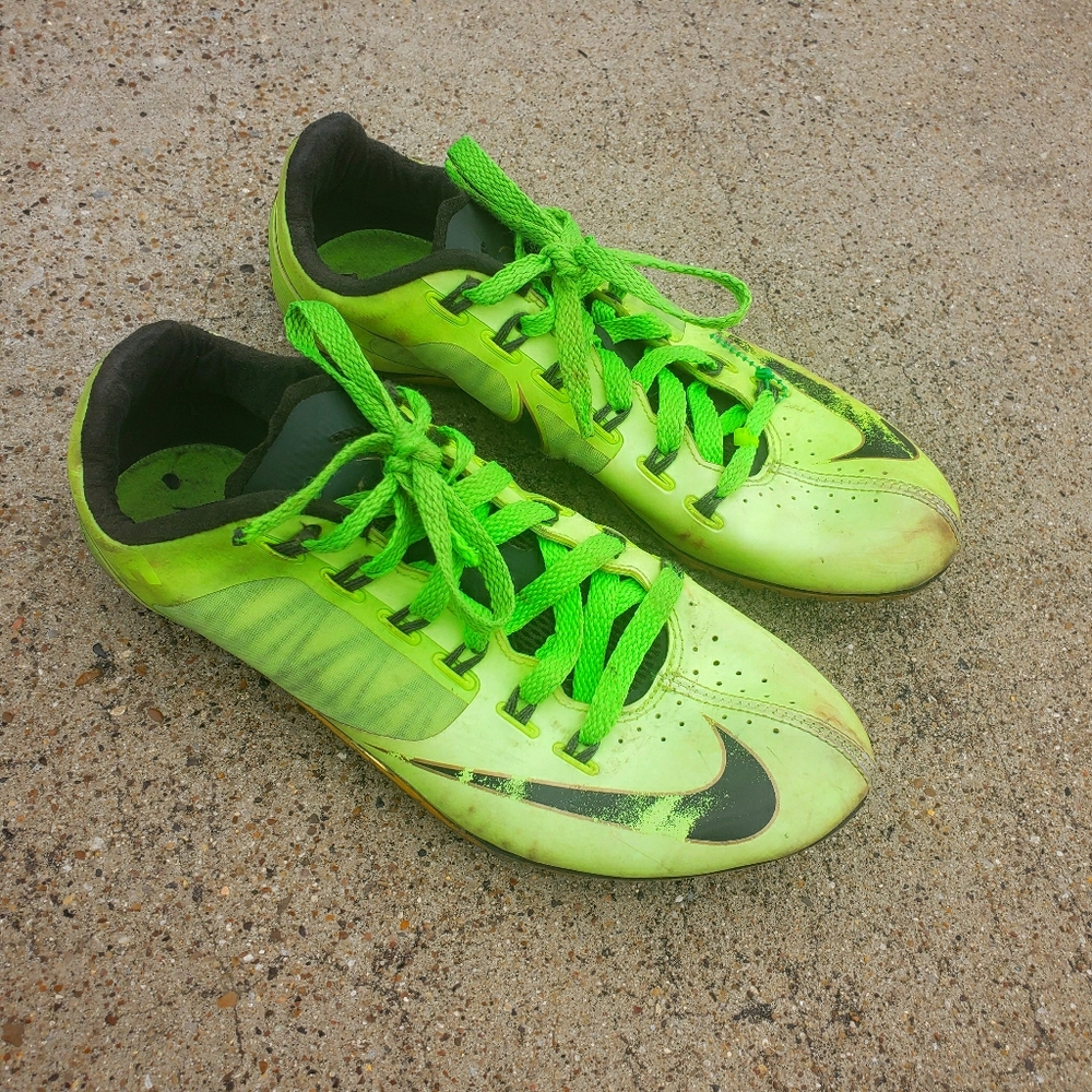 Women Nike Track Shoes sz 6